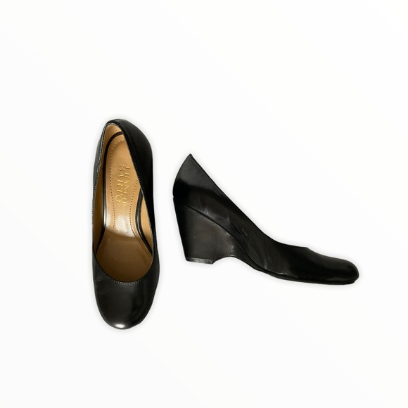 Franco Sarto Wedge Heels - Picture 3 of 5